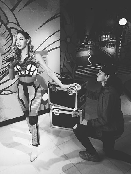 16p-jacki-rihanna