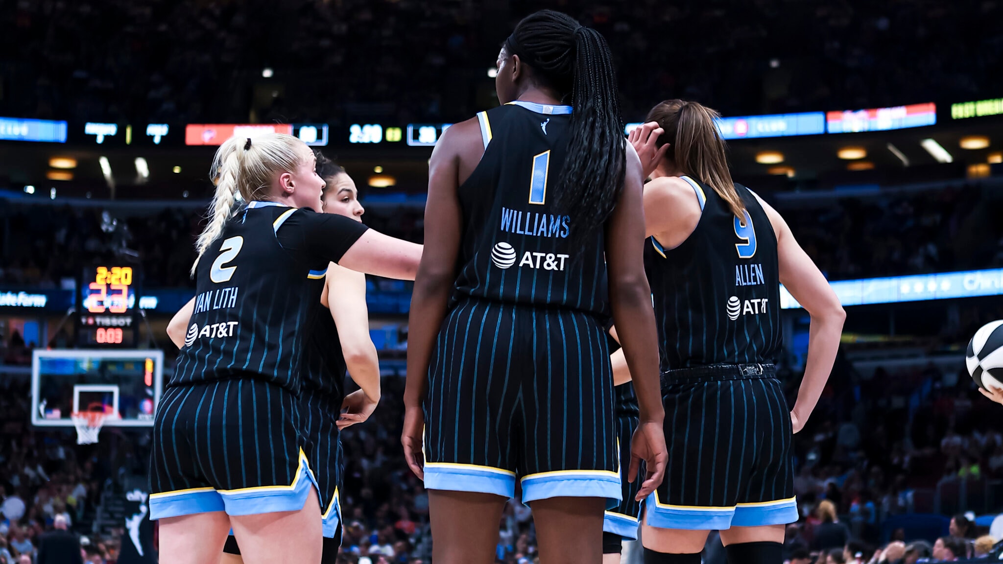 Preview: Sky Host Fever For Second Time at United Center