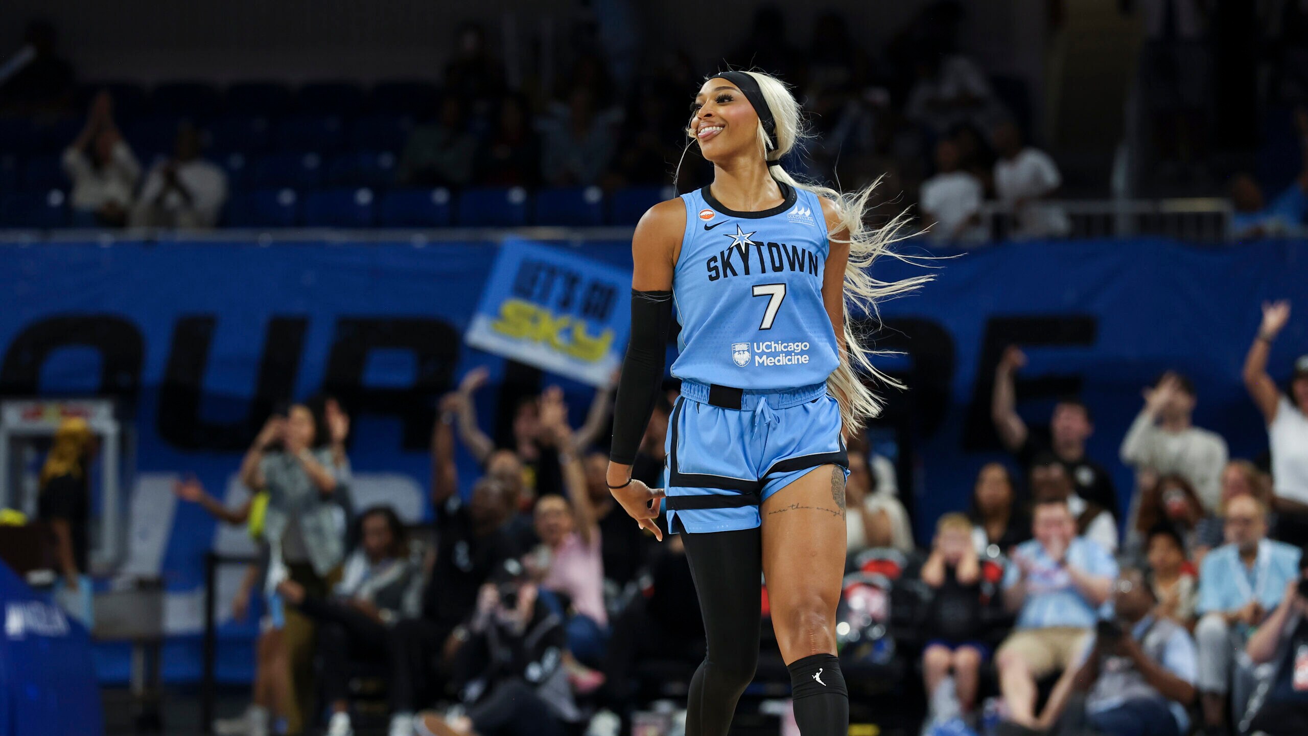 Chicago Sky vs. Connecticut Sun 7/30 Game Day Highlights Presented by Demesmin & Dover
