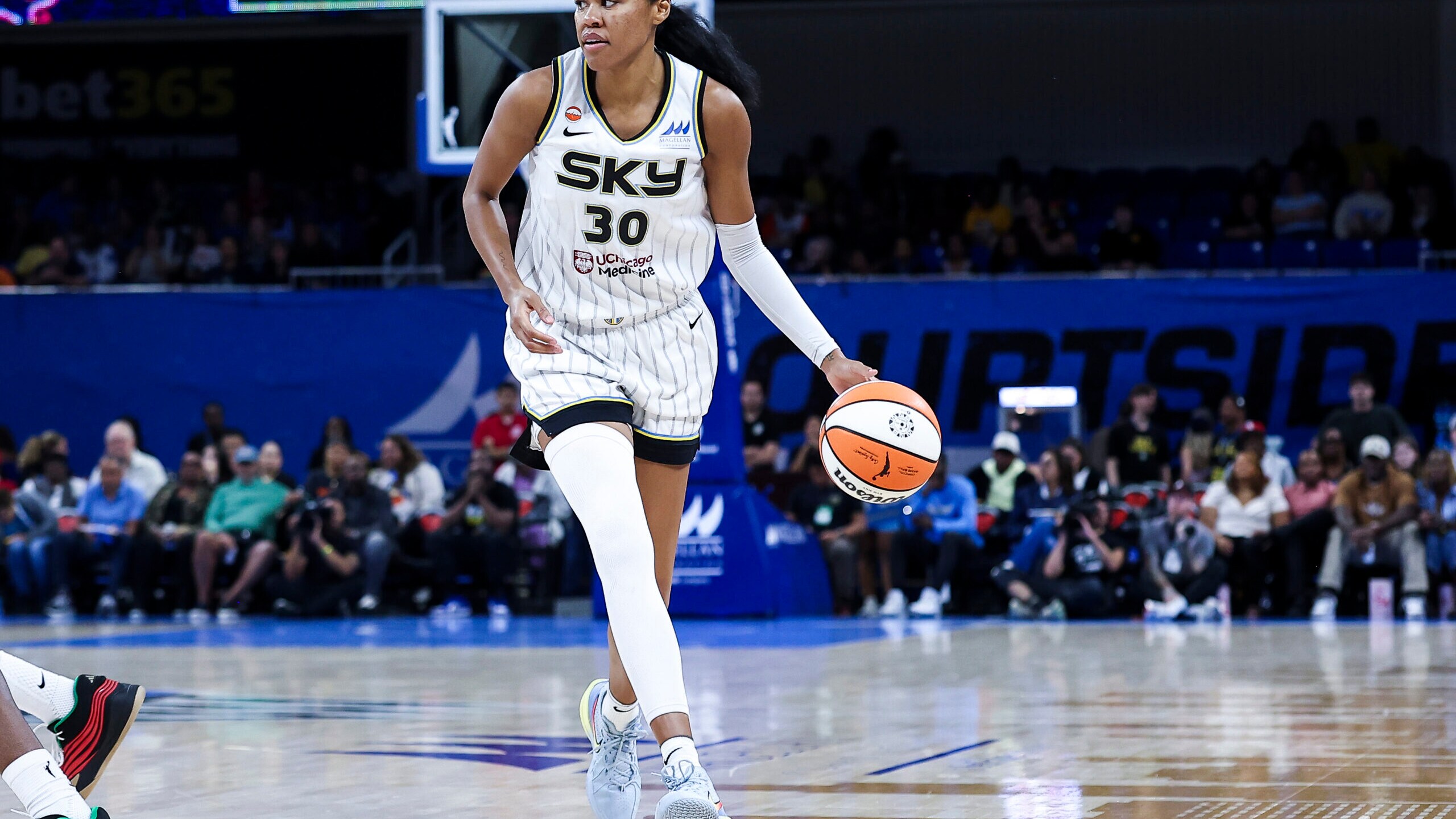Azurá Stevens Made Major Impact in Return to Sky