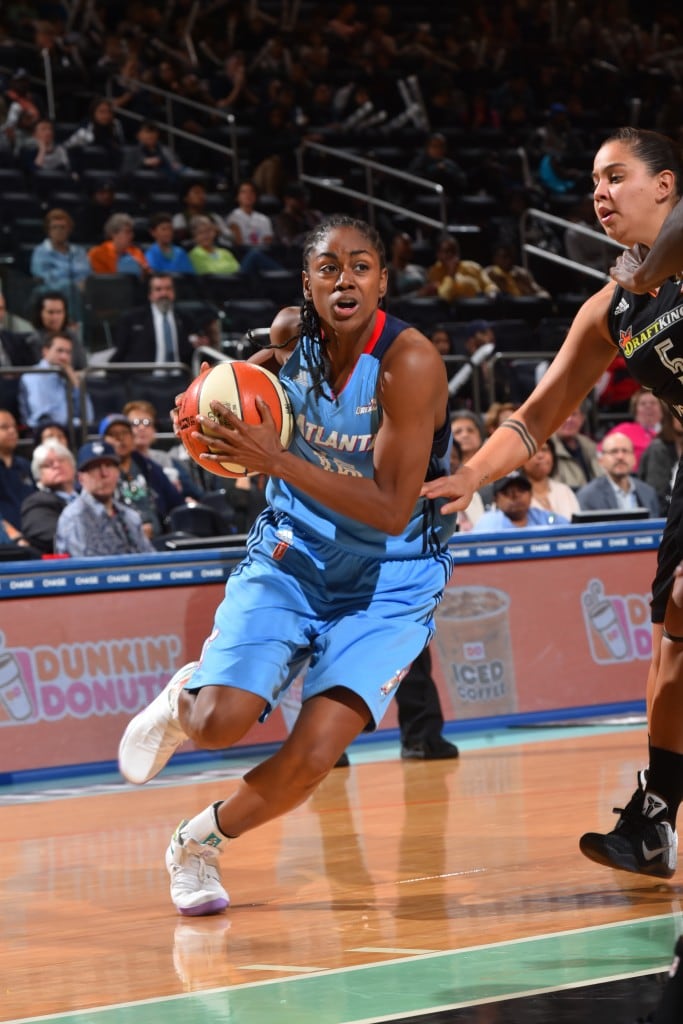 NEW YORK, NY - MAY 24: Tiffany Hayes #15 of the Atlanta Dream drives to the basket against the New York Liberty on May 24, 2016 at Madison Square Garden in New York City, New York. NOTE TO USER: User expressly acknowledges and agrees that, by downloading and or using this photograph, User is consenting to the terms and conditions of the Getty Images License Agreement. Mandatory Copyright Notice: Copyright 2016 NBAE (Photo by Jesse D. Garrabrant/NBAE via Getty Images)