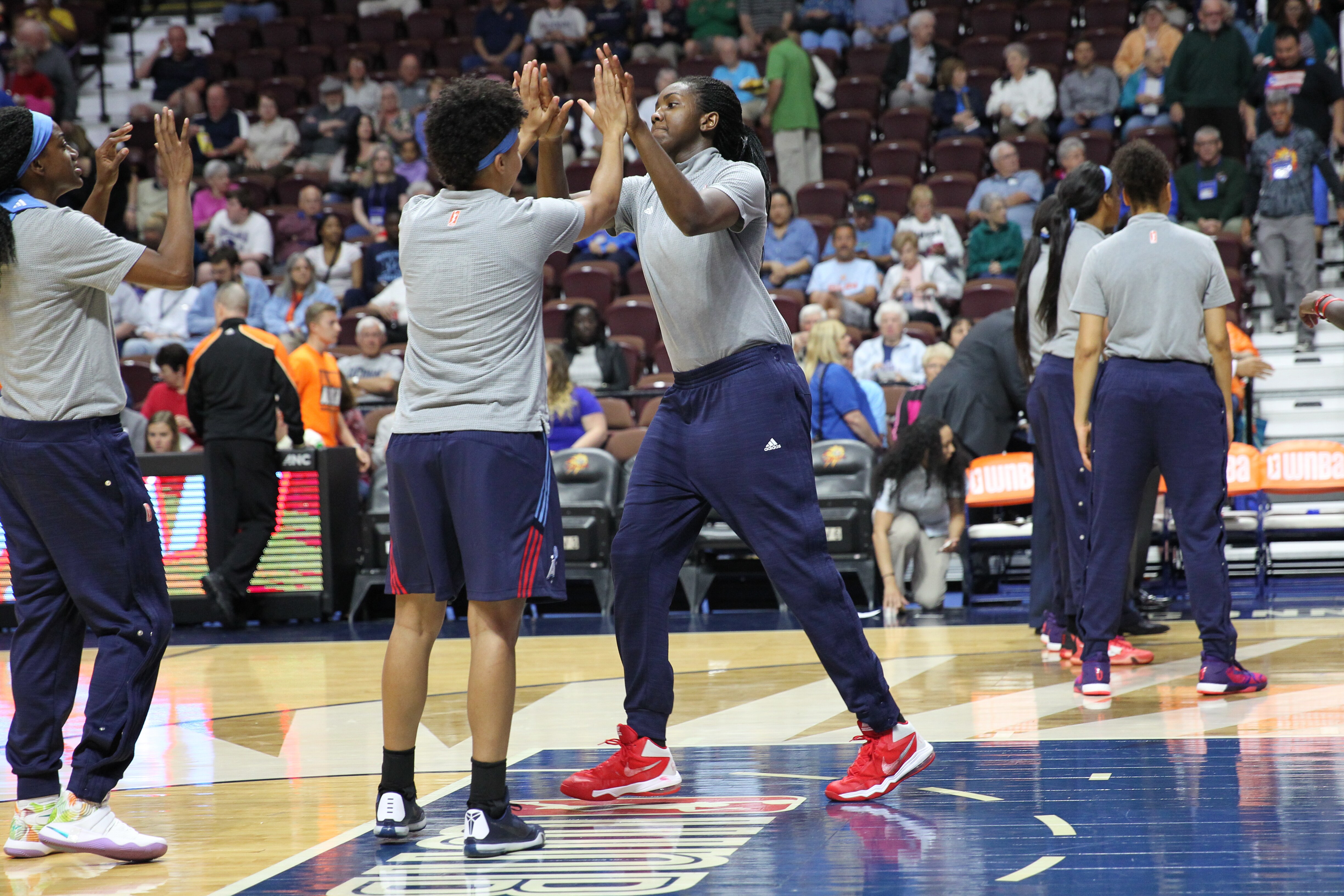 UNCASVILLE, CT - JUNE 3: Elizabeth Williams #52 of the Atlanta Dream is introduced before the game against the Connecticut Sun on June 3, 2016 at Mohegan Sun Arena in Uncasville, CT. NOTE TO USER: User expressly acknowledges and agrees that, by downloading and or using this Photograph, user is consenting to the terms and conditions of the Getty Images License Agreement. Mandatory Copyright Notice: Copyright 2016 NBAE (Photo by Chris Marion/NBAE via Getty Images)