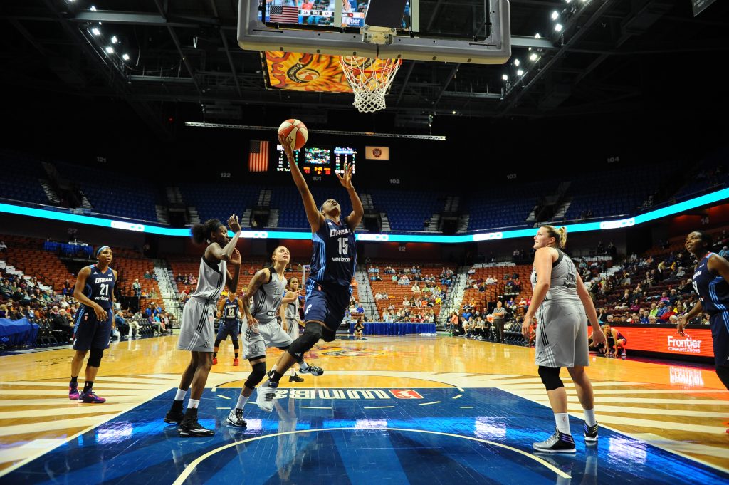 UNCASVILLE, CT - MAY 4: Tiffany Hayes #15 of the Atlanta Dream shoots the ball against the San Antonio Stars in a WNBA preseason game on May 4, 2016 at the Mohegan Sun Arena in Uncasville, Connecticut. NOTE TO USER: User expressly acknowledges and agrees that, by downloading and/or using this Photograph, user is consenting to the terms and conditions of the Getty Images License Agreement. Mandatory Copyright Notice: Copyright 2016 NBAE (Photo by Brian Babineau/NBAE via Getty Images)