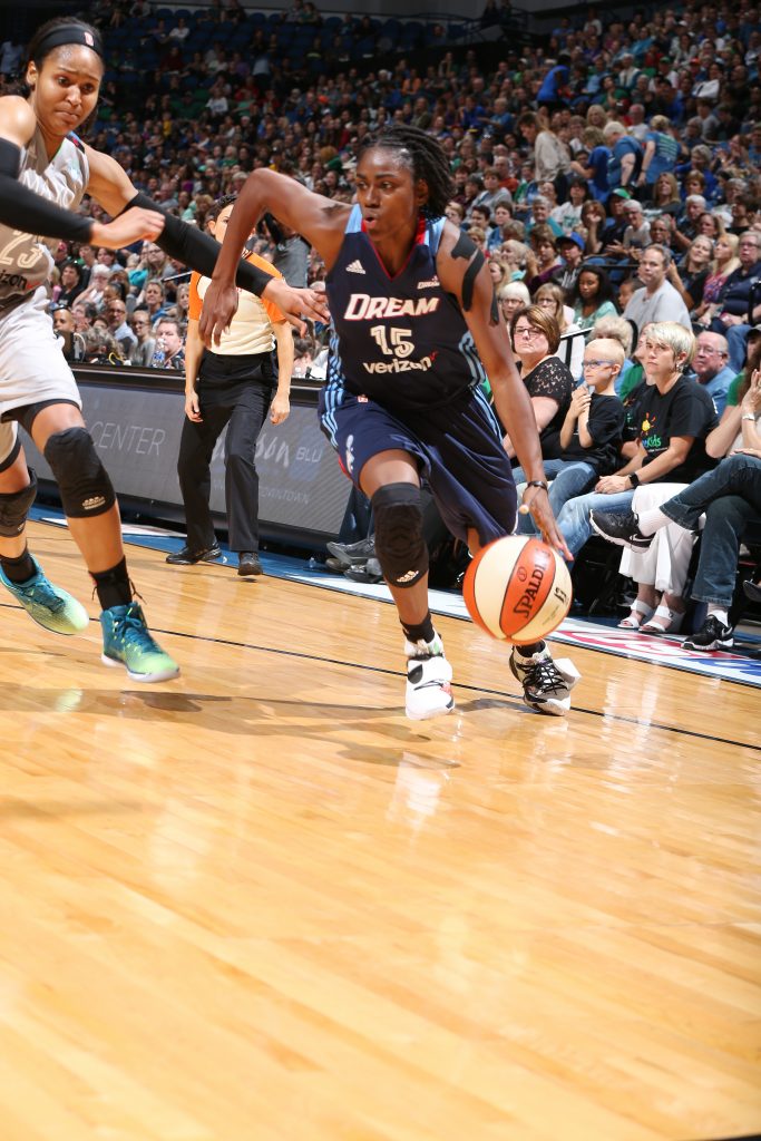 MINNEAPOLIS, MN - SEPTEMBER 17: Tiffany Hayes #15 of the Atlanta Dream dribbles the ball against the Minnesota Lynx on September 17, 2016 at Target Center in Minneapolis, Minnesota. NOTE TO USER: User expressly acknowledges and agrees that, by downloading and or using this Photograph, user is consenting to the terms and conditions of the Getty Images License Agreement. Mandatory Copyright Notice: Copyright 2016 NBAE (Photo by David Sherman/NBAE via Getty Images)