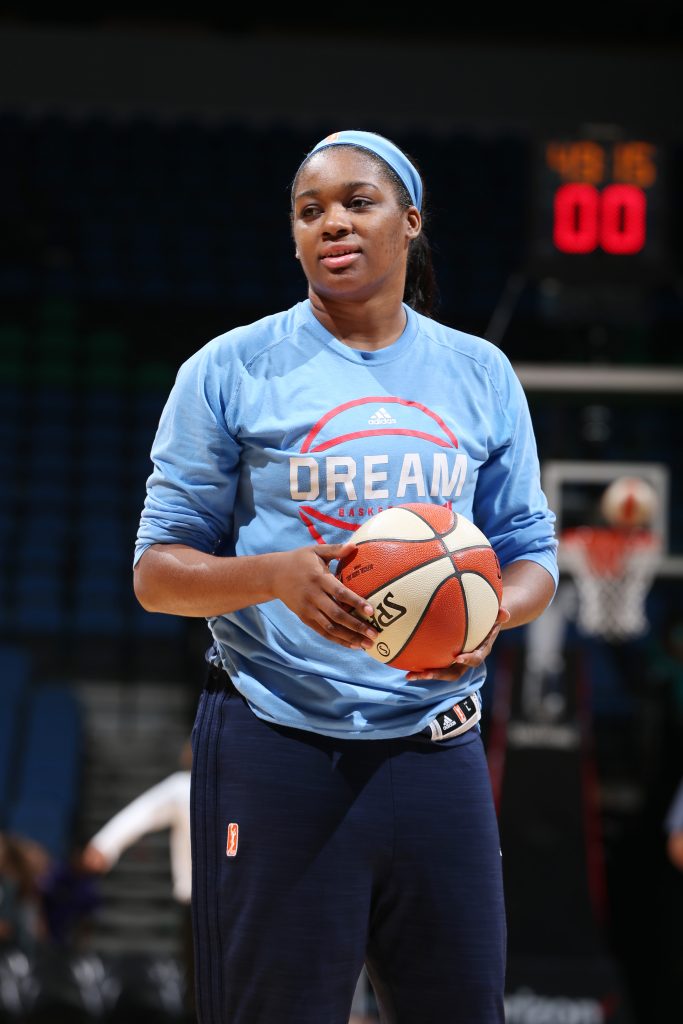 MINNEAPOLIS, MN - JULY 20: Rachel Hollivay #14 of the Atlanta Dream warms up before the game against the Minnesota Lynx on July 20, 2016 at Target Center in Minneapolis, Minnesota. NOTE TO USER: User expressly acknowledges and agrees that, by downloading and or using this Photograph, user is consenting to the terms and conditions of the Getty Images License Agreement. Mandatory Copyright Notice: Copyright 2016 NBAE (Photo by David Sherman/NBAE via Getty Images)