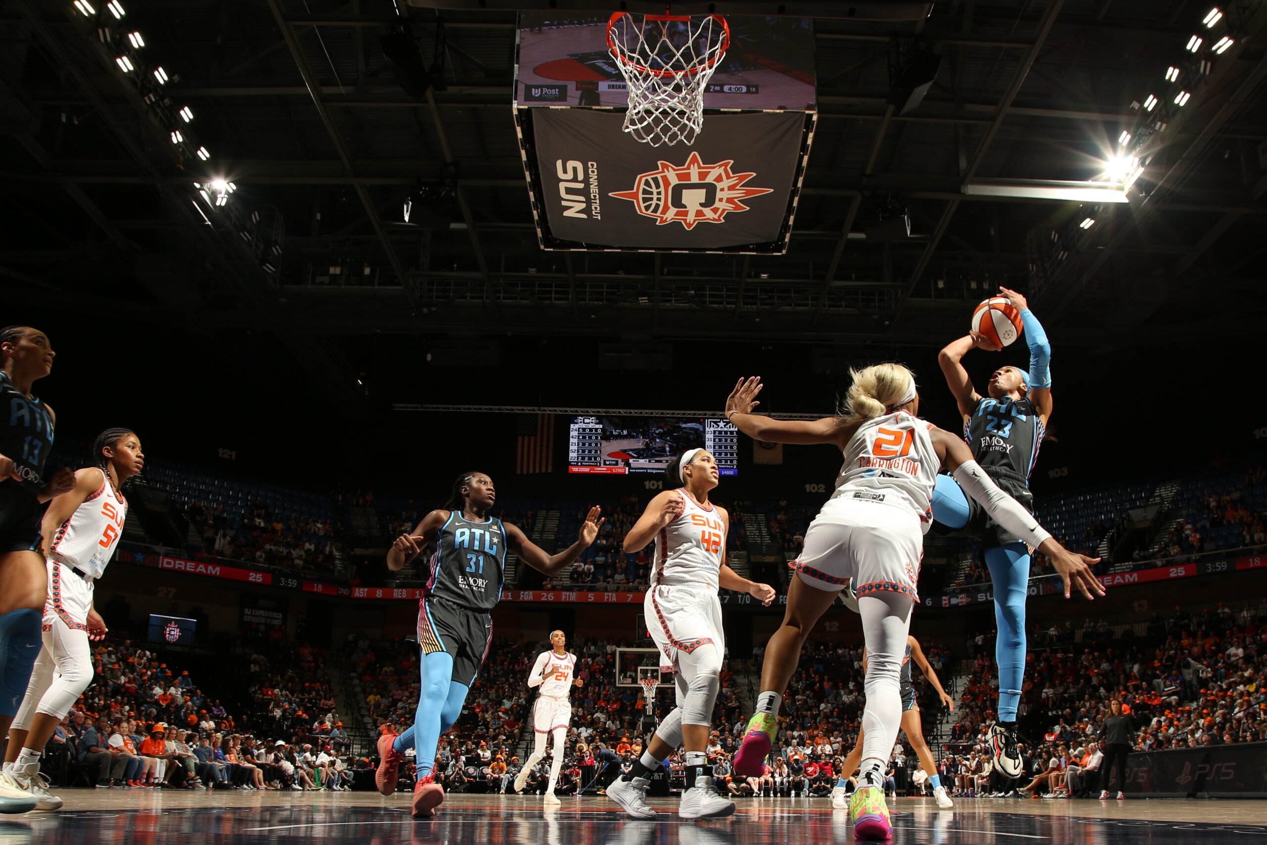 Atlanta Dream v Connecticut Sun