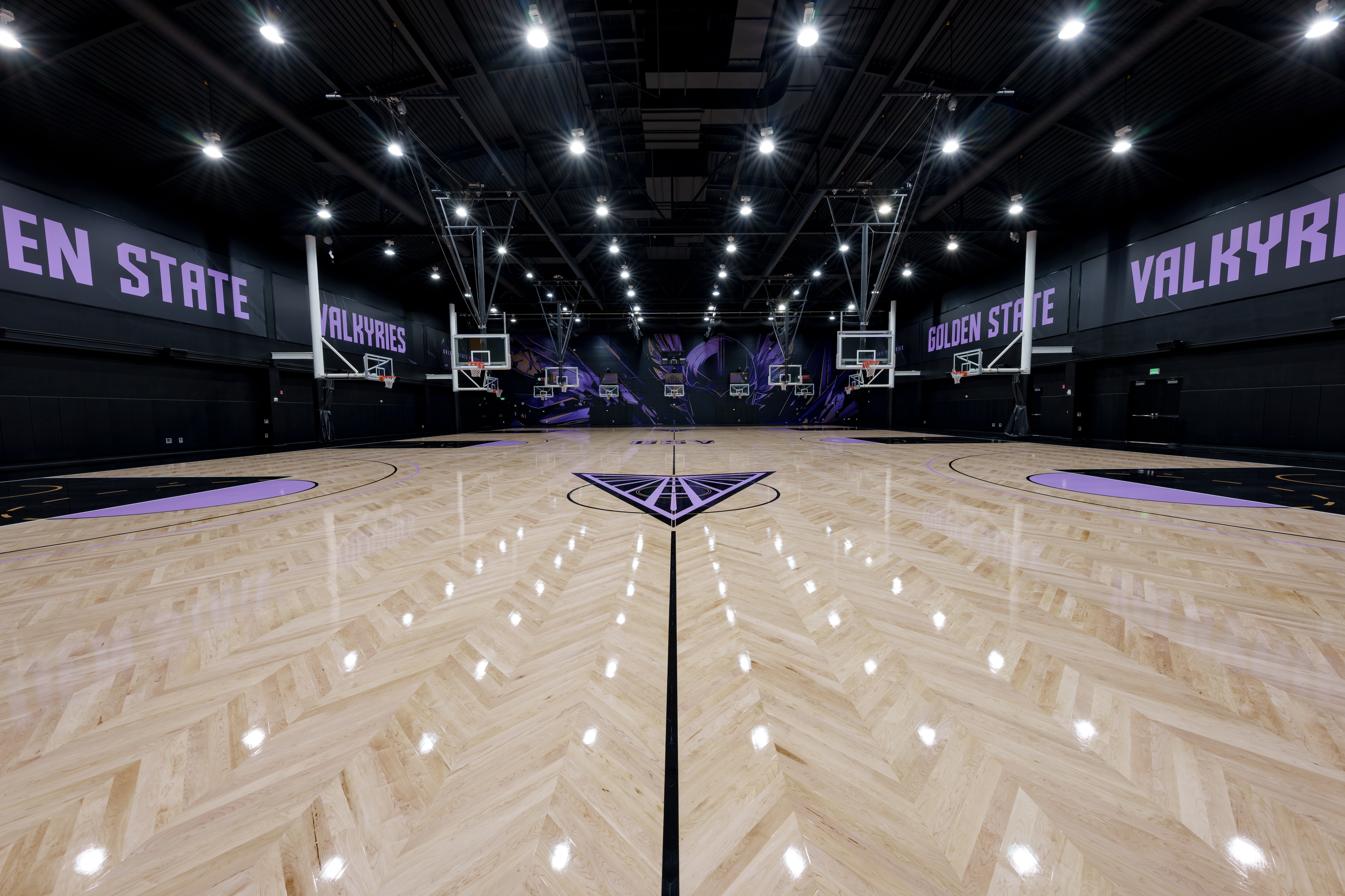Golden State Valkyries Unveil World-Class Performance Center in Oakland – 8