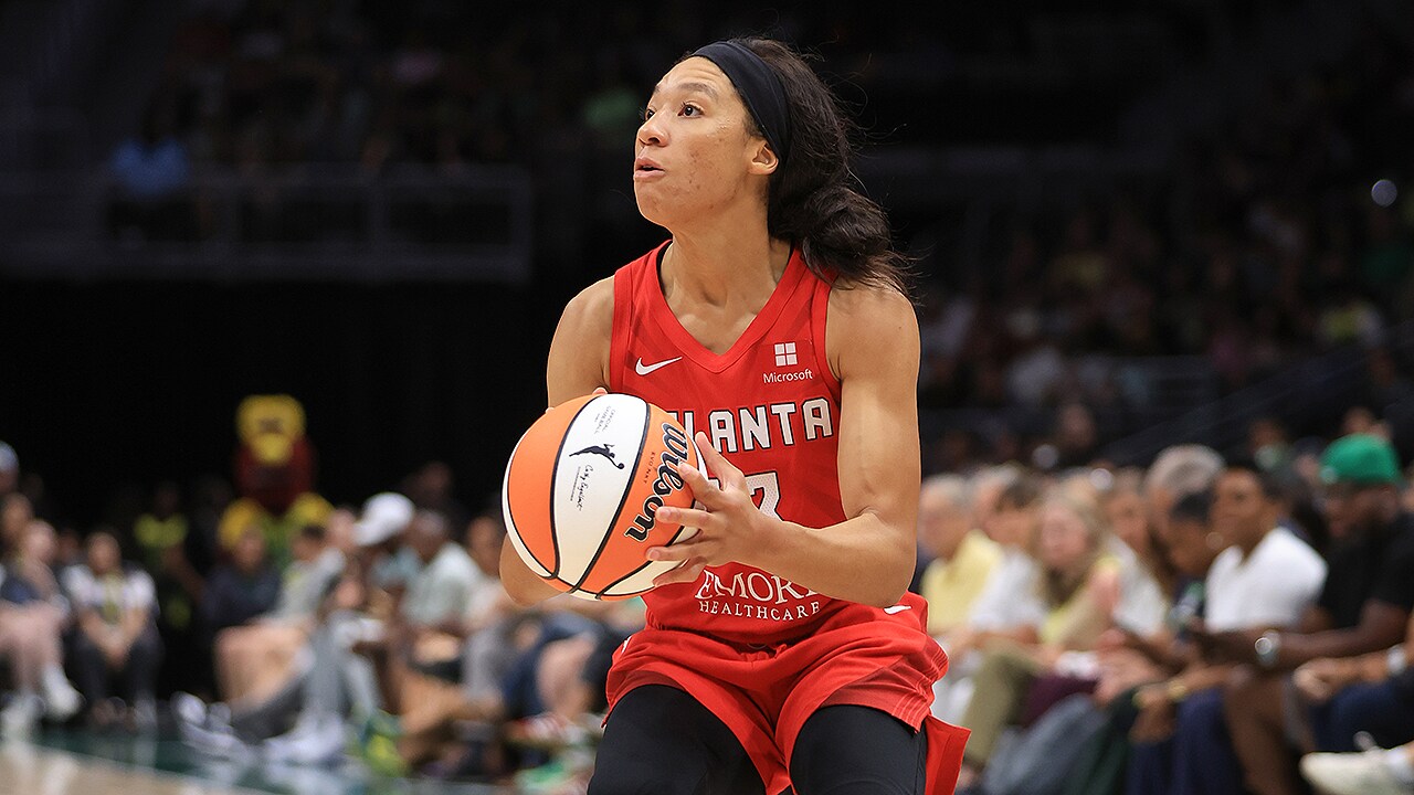 Golden State Valkyries Sign Guard Aerial Powers