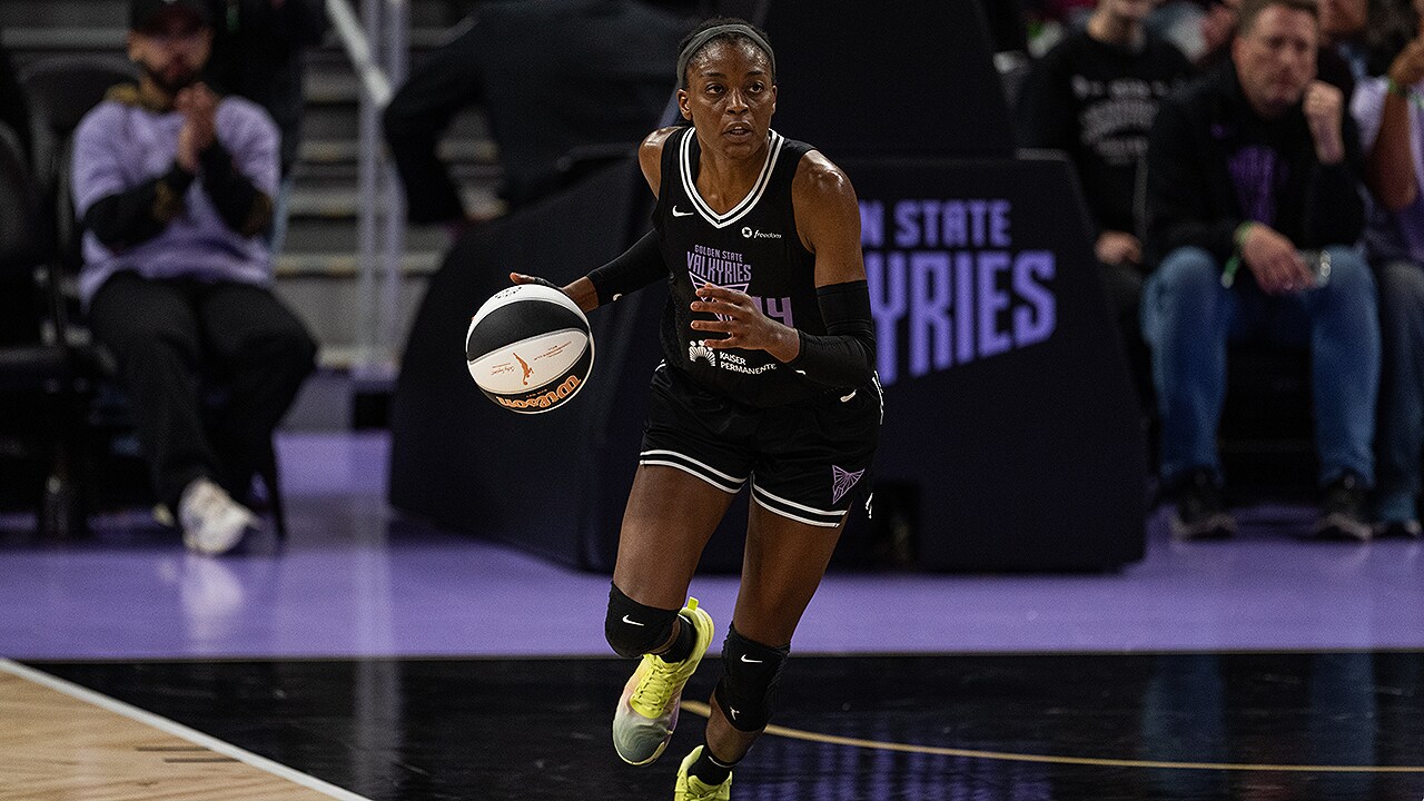 Golden State Valkyries Re-Activate Temi Fágbénlé Following Overseas Commitment