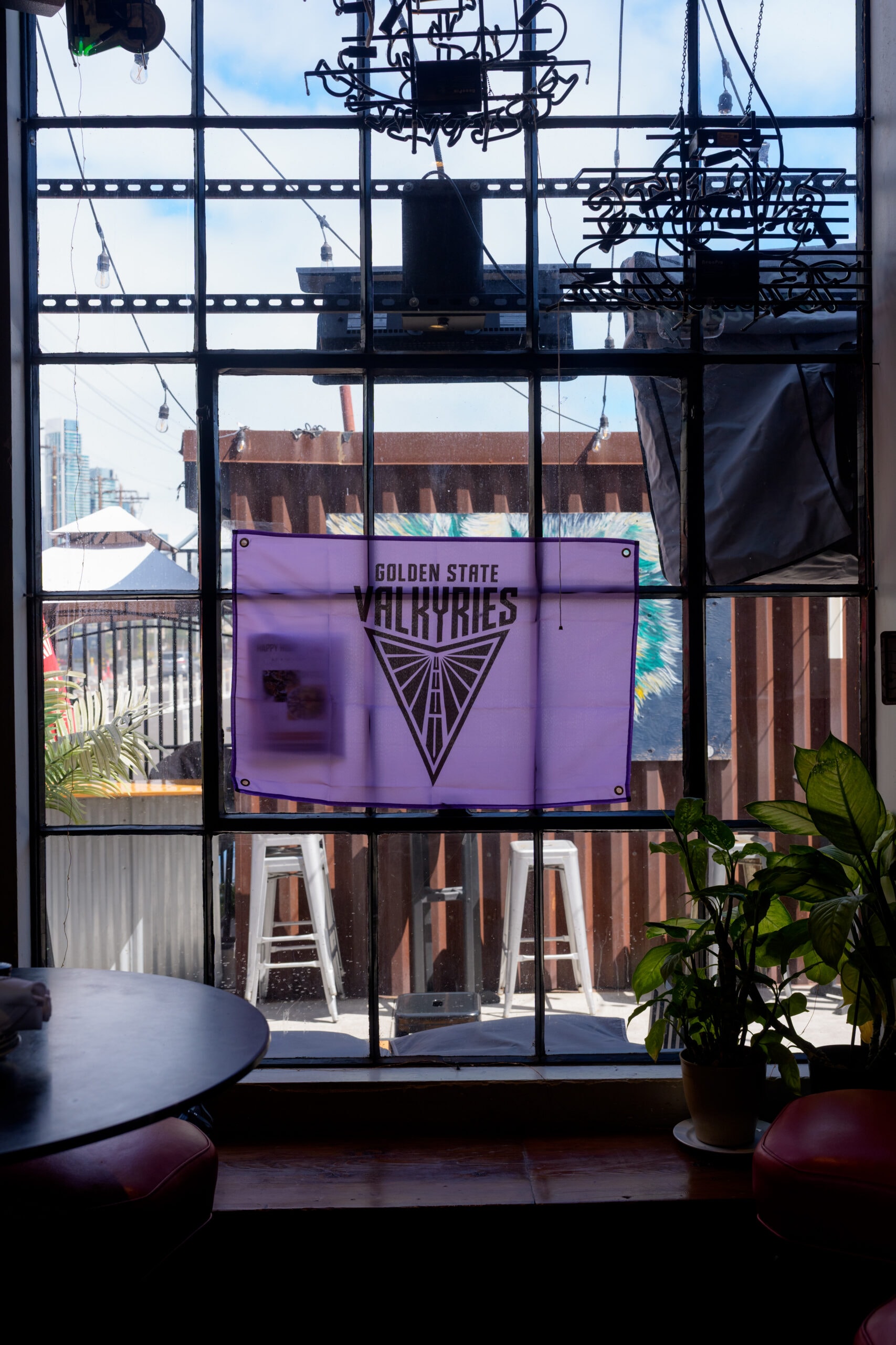 Valkyries Bar Network