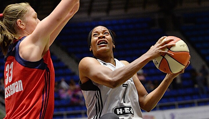 SAN ANTONIO - JULY 31: Jia Perkins #7 of the San Antonio Stars shoots the ball against the Washington Mystics in the WNBA game on July 31, 2015 at the Freeman Coliseum in San Antonio, Texas. NOTE TO USER: User expressly acknowledges and agrees that, by downloading and or using this photograph, user is consenting to the terms and conditions of the Getty Images License Agreement. Mandatory Copyright Notice: Copyright 2015 NBAE (Photos by D. Clarke Evans/NBAE via Getty Images)