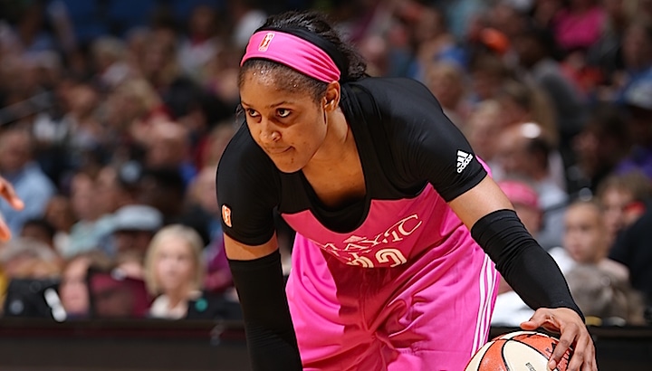 MINNEAPOLIS, MN - AUGUST 9: Maya Moore #23 of the Minnesota Lynx handles the ball against the Los Angeles Sparks on August 9, 2015 at Target Center in Minneapolis, Minnesota. NOTE TO USER: User expressly acknowledges and agrees that, by downloading and or using this Photograph, user is consenting to the terms and conditions of the Getty Images License Agreement. Mandatory Copyright Notice: Copyright 2015 NBAE (Photo by David Sherman/NBAE via Getty Images)
