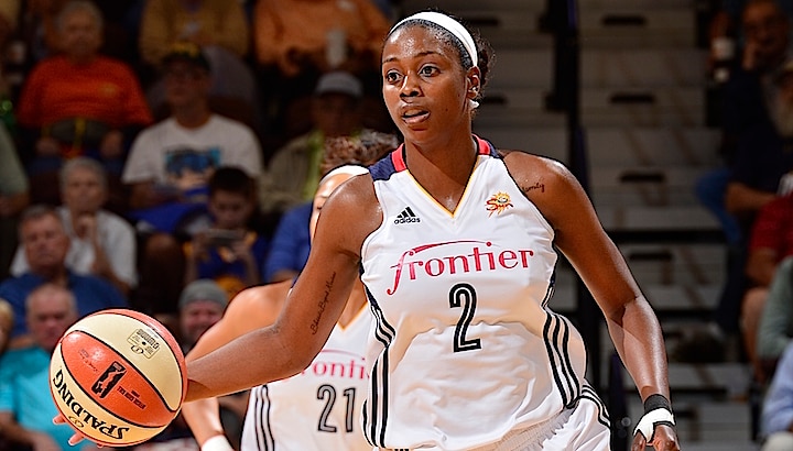 UNCASVILLE, CT - AUGUST 27: Camille Little #2 of the Connecticut Sun handles the ball against the Phoenix Mercury on August 27, 2015 at the Mohegan Sun Arena in Uncasville, Connecticut. NOTE TO USER: User expressly acknowledges and agrees that, by downloading and/or using this Photograph, user is consenting to the terms and conditions of the Getty Images License Agreement. Mandatory Copyright Notice: Copyright 2015 NBAE (Photo by David Dow/NBAE via Getty Images)