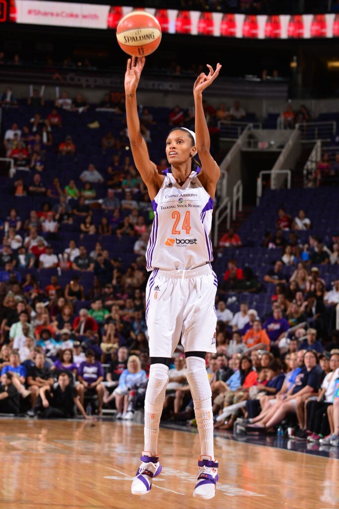 PHOENIX, AZ - AUGUST 4: DeWanna Bonner #24 of the Phoenix Mercury takes a shot against the Tulsa Shock on August 4, 2015 at US Airways Center in Phoenix, Arizona. NOTE TO USER: User expressly acknowledges and agrees that, by downloading and or using this Photograph, user is consenting to the terms and conditions of the Getty Images License Agreement. Mandatory Copyright Notice: Copyright 2015 NBAE (Photo by Barry Gossage/NBAE via Getty Images)