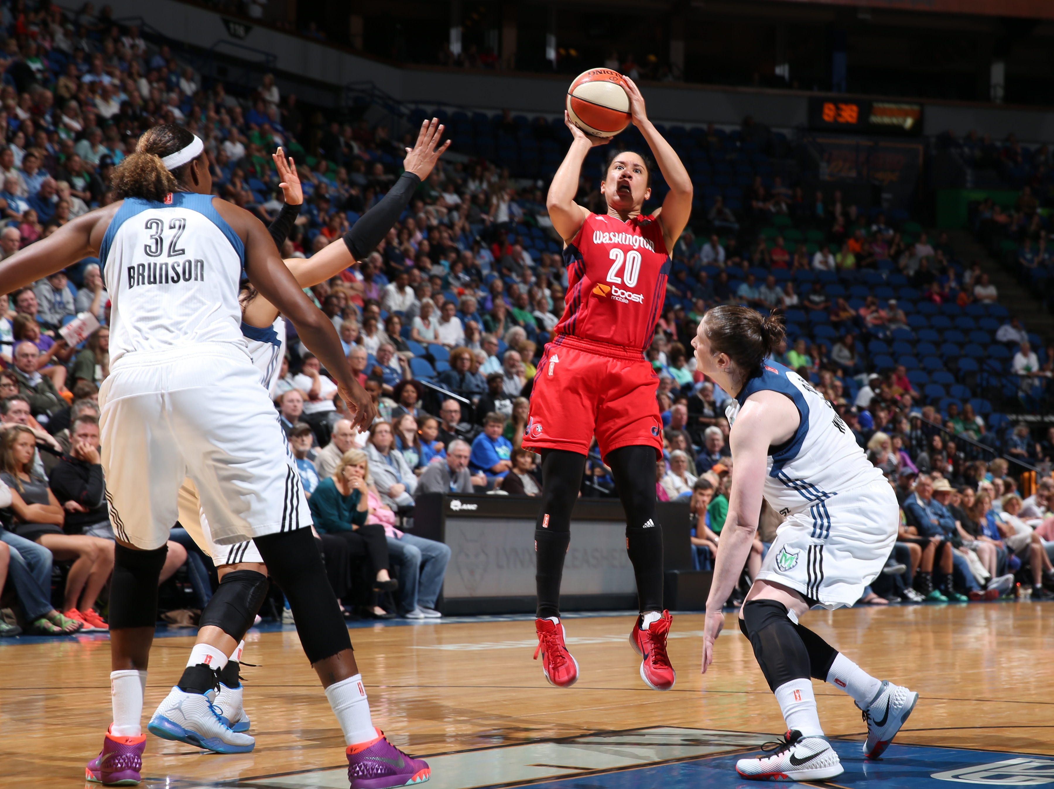 Mystics 79, Lynx 61