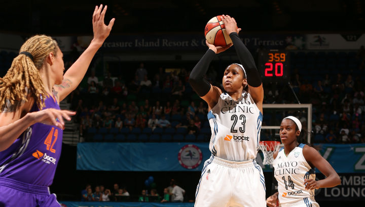 Maya Moore #23 of the Minnesota Lynx shoots the ball against the Phoenix Mercury