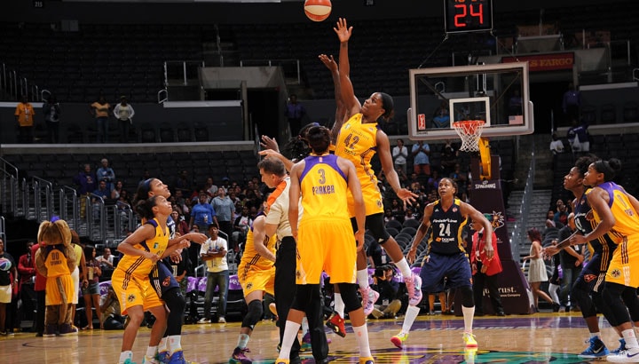 The Fever beat the Sparks for the first time since 2011, snapping a seven-game losing streak.