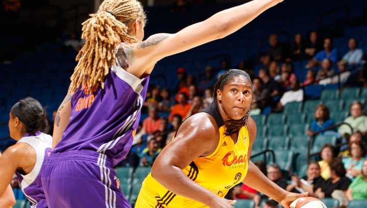 Courtney Paris had a double-double in Tulsa’s win over Phoenix.