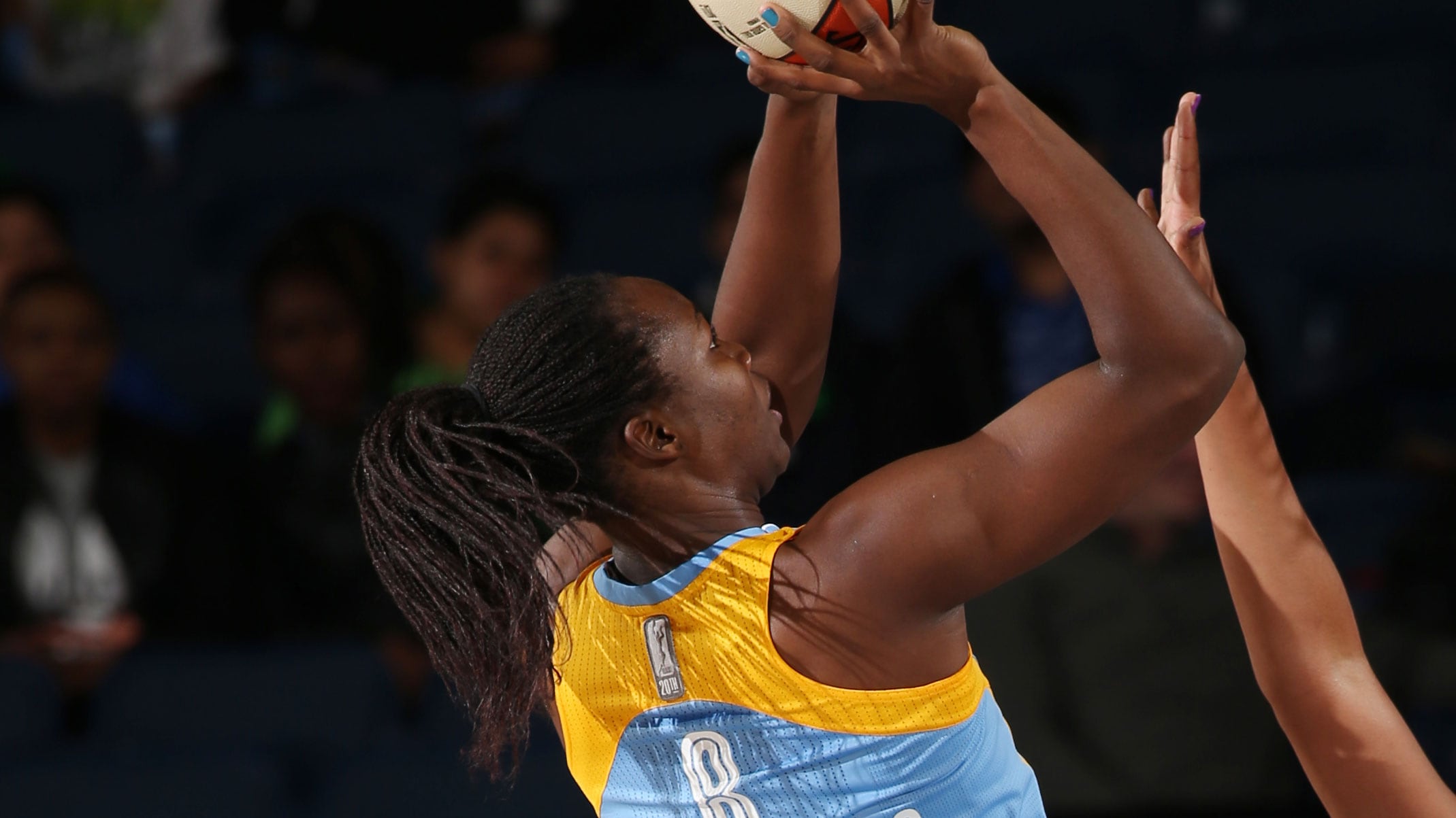 Dos Santos Beats The Buzzer vs. The Mystics