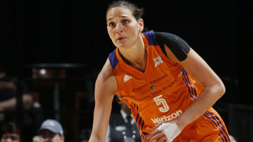 Sonja Petrovic Drives Strong To The Bucket