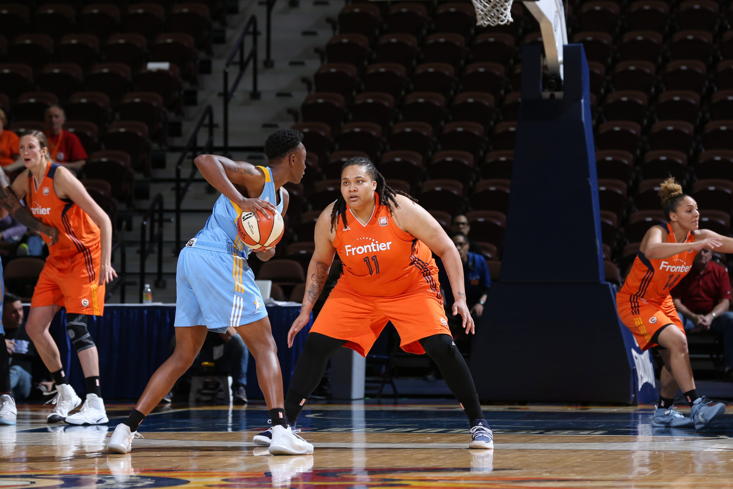 Sun Top Sparks in Preseason Opener