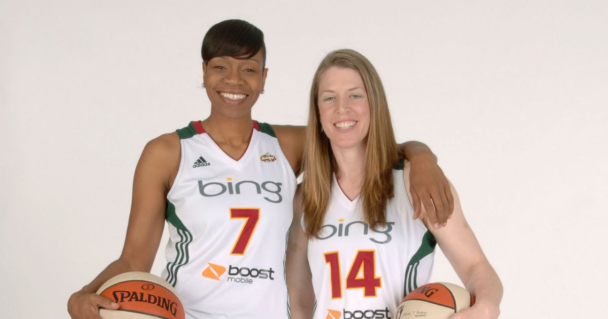 Tamika Catchings Elected to Naismith Memorial Basketball