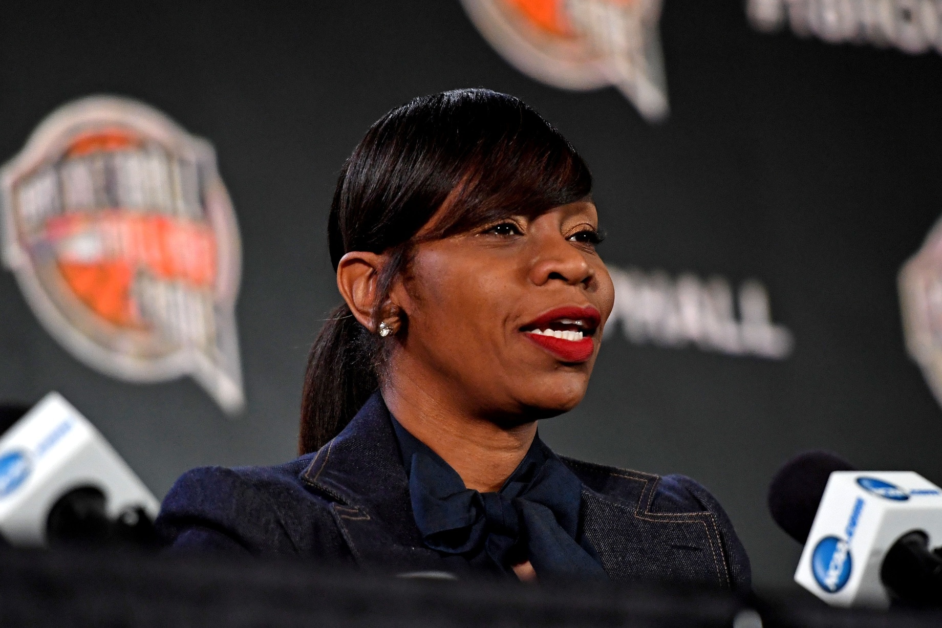 2018 Naismith Hall Of Fame Inductee Tina Thompson