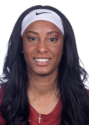 Kiana Williams headshot