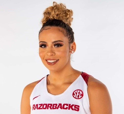 Chelsea Dungee headshot