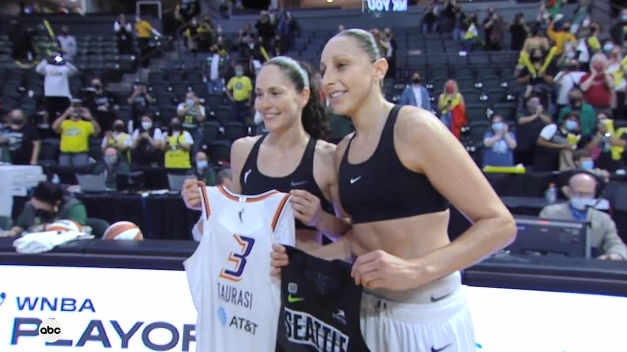 WNBA Sue Bird & Diana Taurasi サイン入り写真 WNBA Sue Bird & Diana Taurasi サイン入り写真 - メルカリ