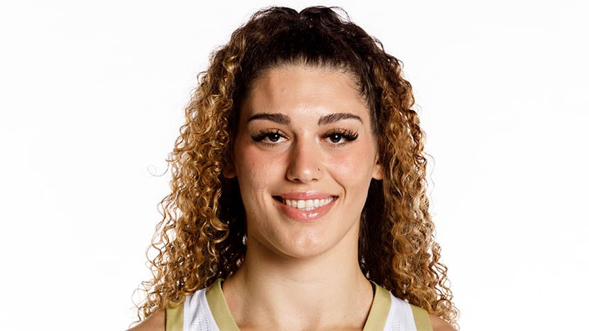 Lorela Cubaj headshot