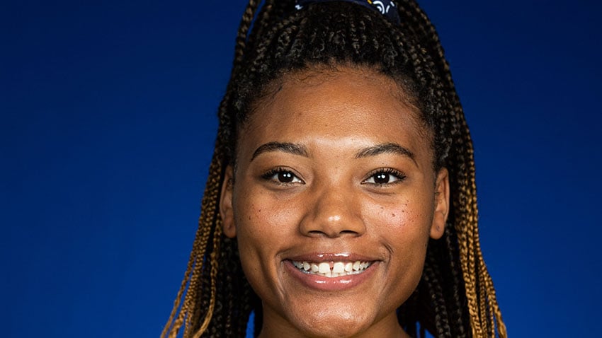 Naz Hillmon headshot