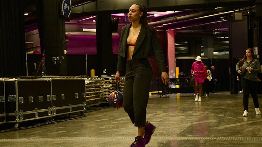 The W in Designer: Flyest Fits of Tip-Off Weekend