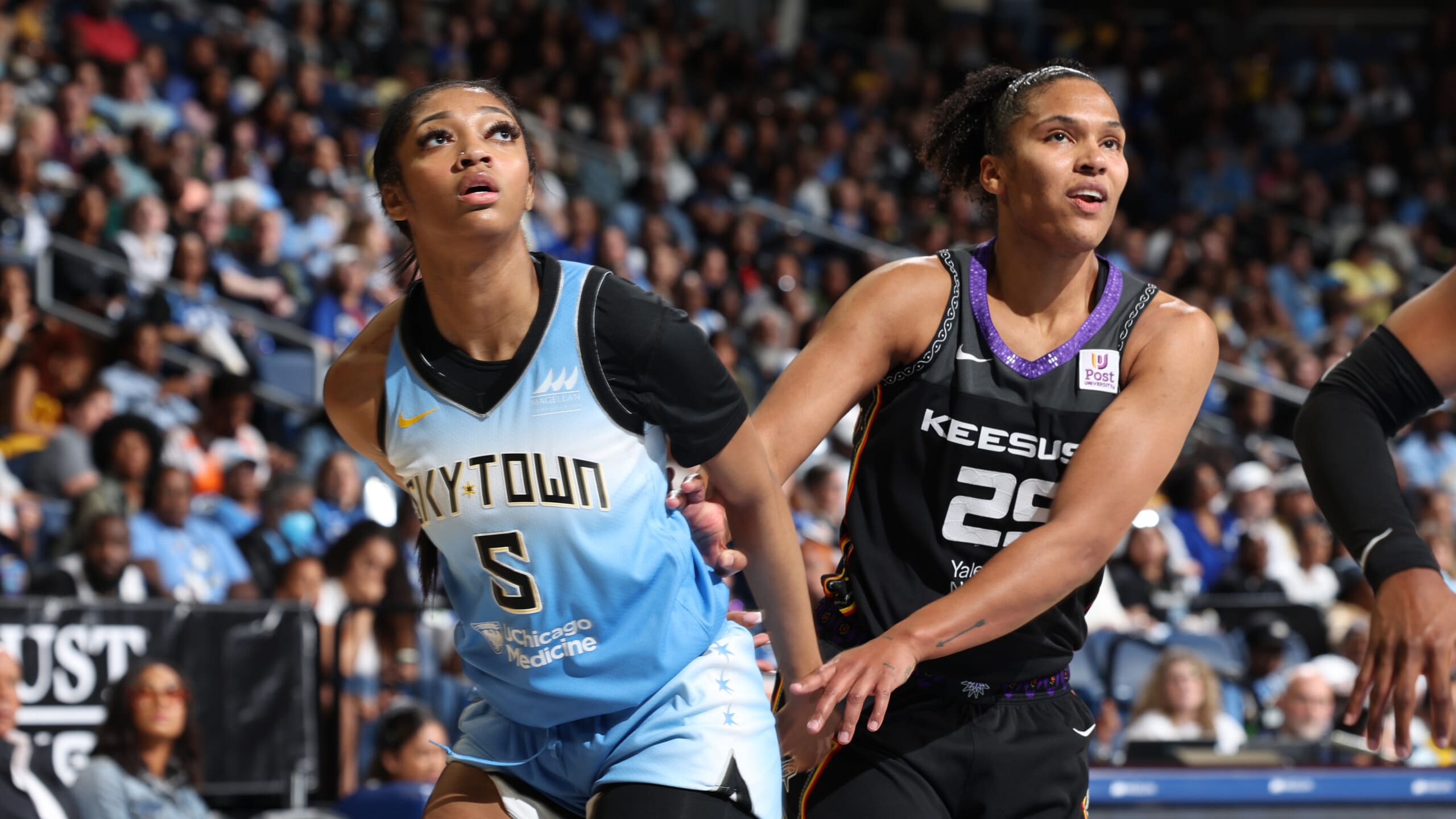 DeWanna Bonner Stats, Height, Weight, Position, Draft Status and More - DeWanna Bonner Height – How Tall Is The WNBA Standout?