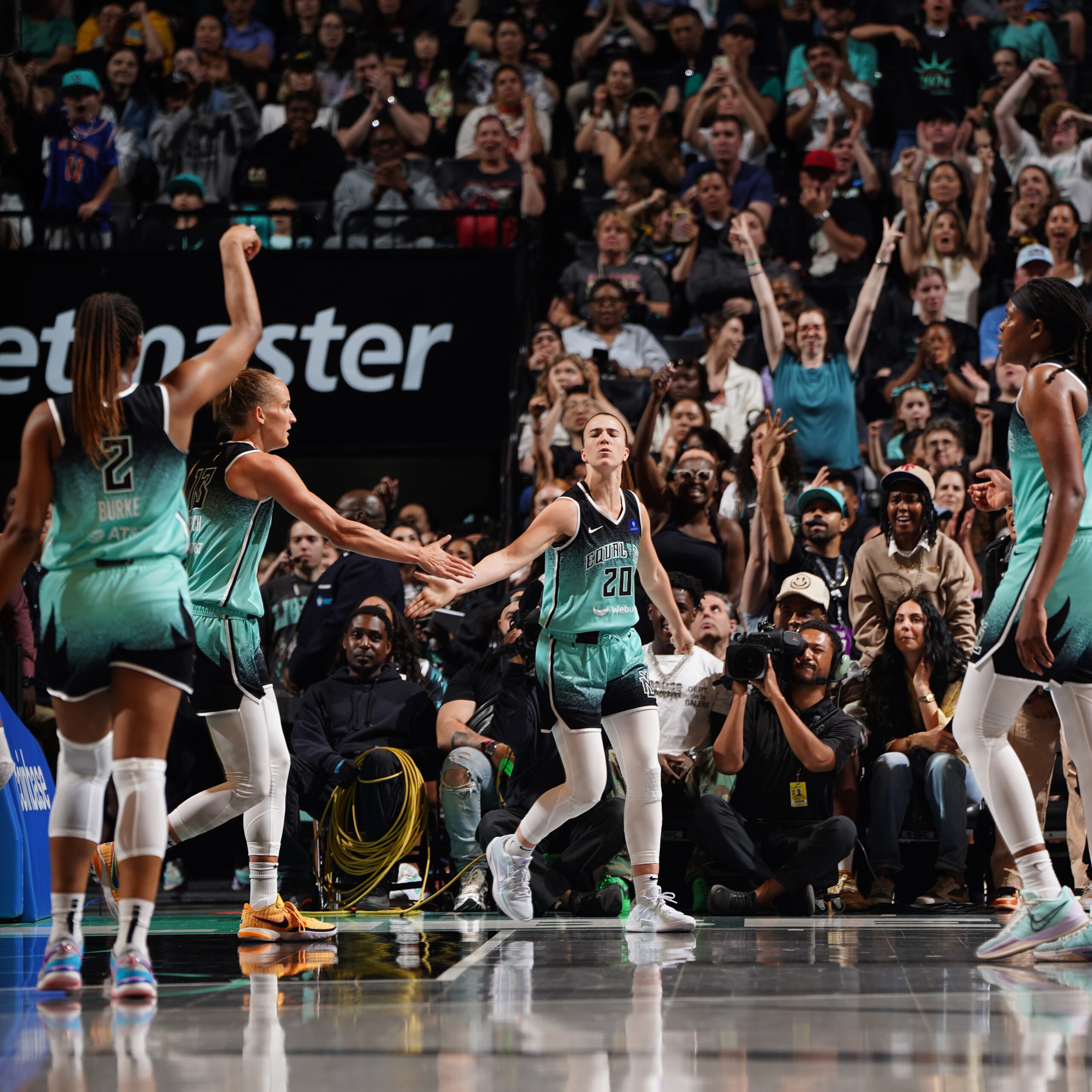 New York Liberty vs. Indiana Fever - Game Highlights