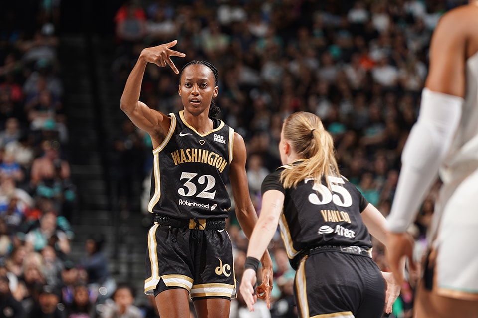 Shatori Walker-Kimbrough #32 of the Washington Mystics reacts during the game against the New York Liberty