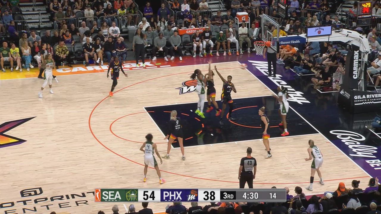 Joyner Holmes Posts 10 points & 10 rebounds vs. Phoenix Mercury