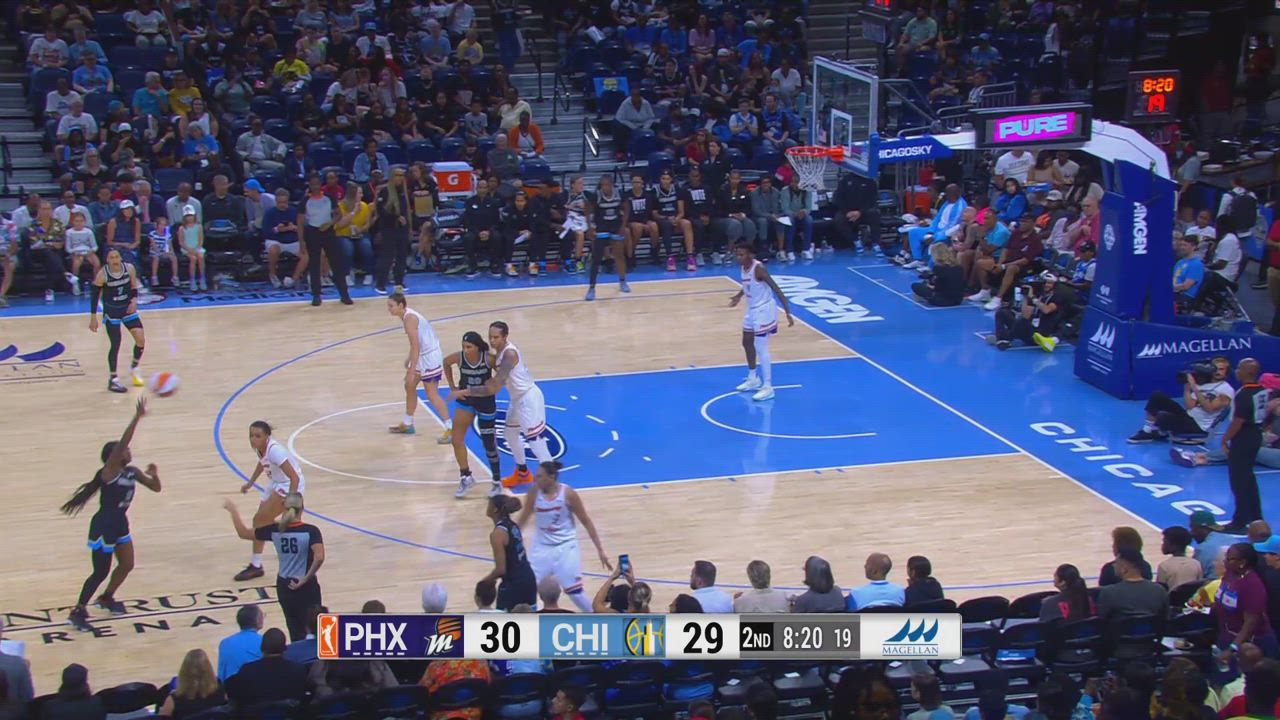 Chennedy Carter with 20 Points vs. Phoenix Mercury