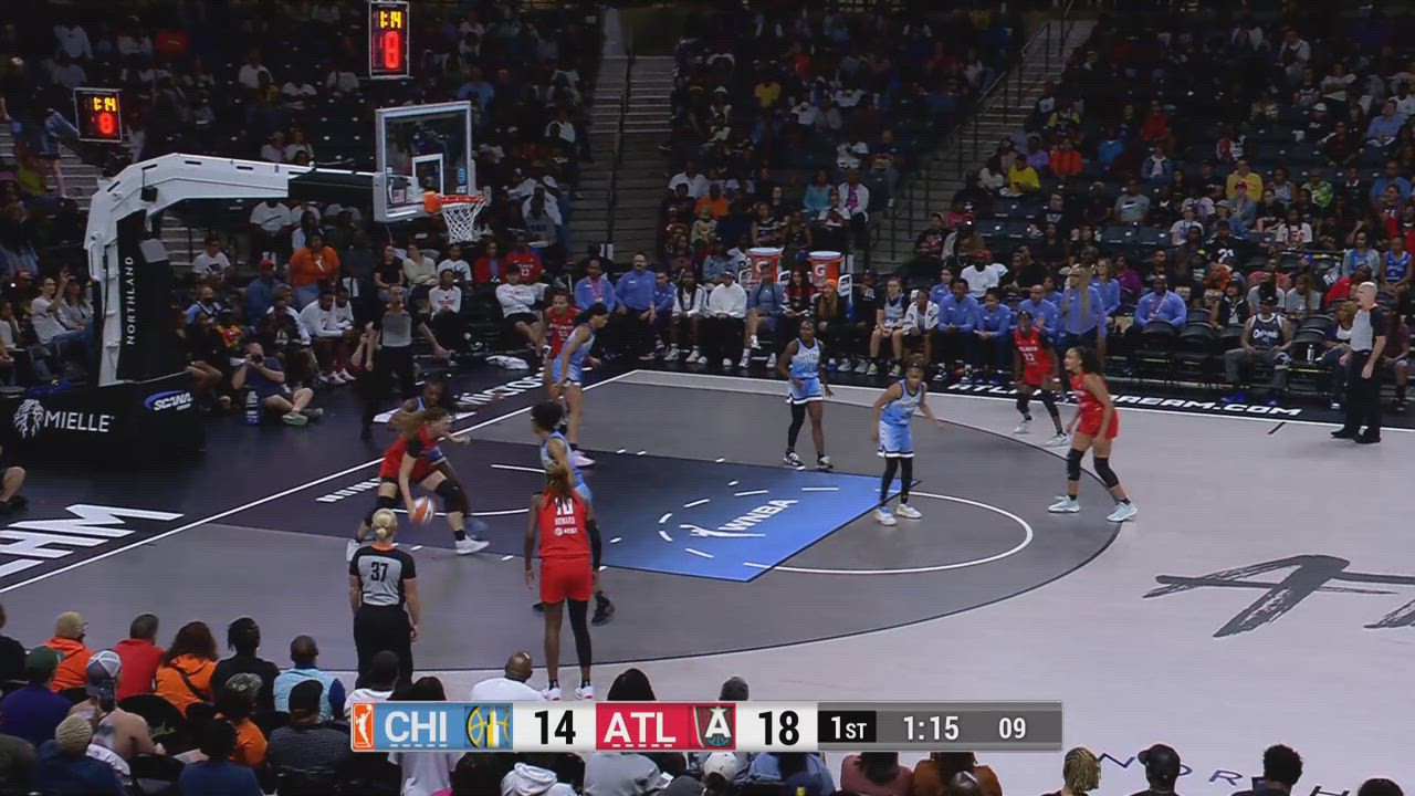 Lorela Cubaj with one of the day's best plays!