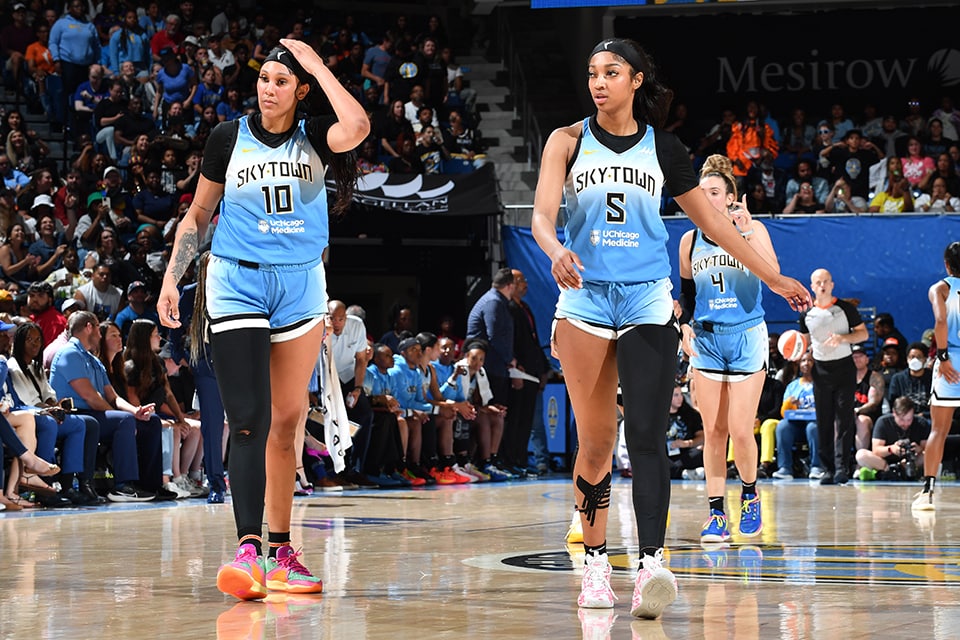 #10 Kamilla Cardoso and #5 Angel Reese of the Chicago Sky