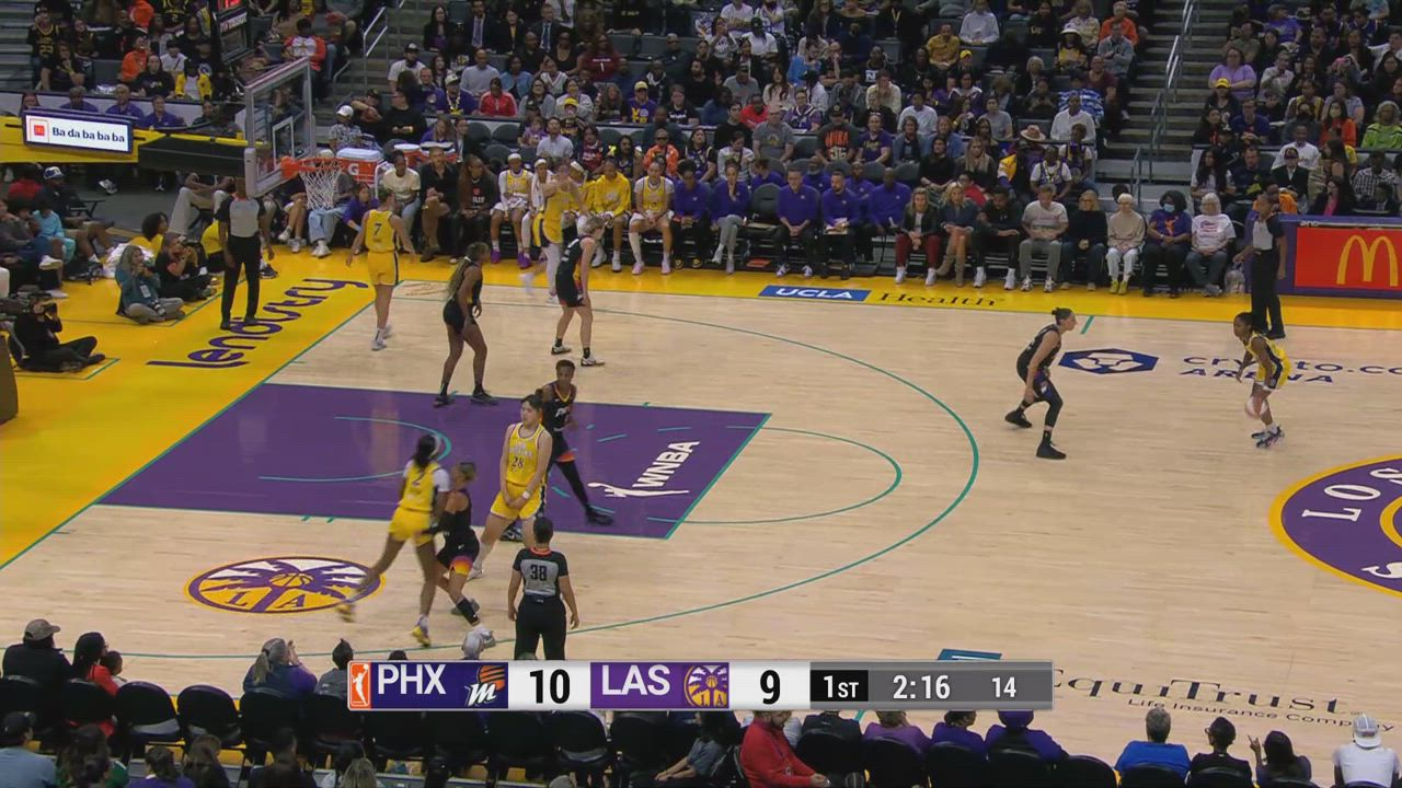 Li Yueru Posts 19 points & 11 rebounds vs. Phoenix Mercury