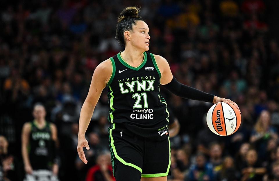 #21 Kayla McBride of the Minnesota Lynx