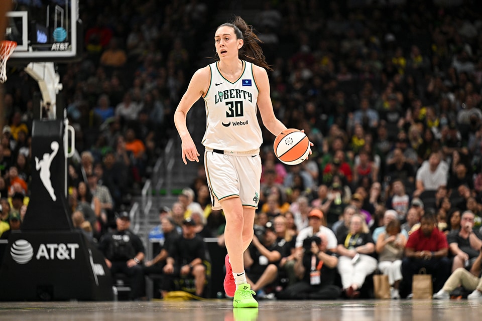 #30 Breanna Stewart of the New York Liberty