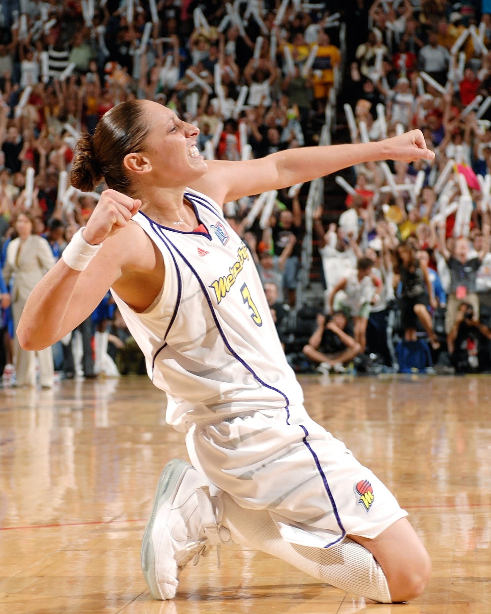 Diana Taurasi reacts to winning Game Four of the WNBA Finals