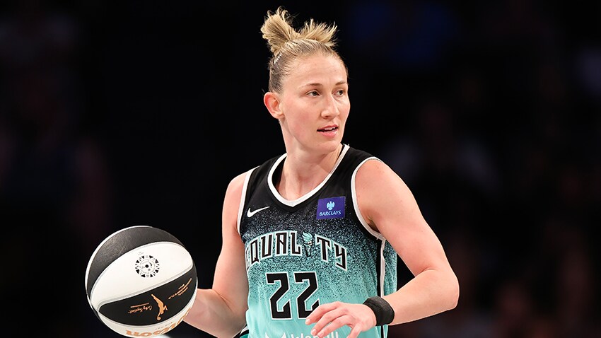 WNBA Champion, Sky Franchise Great Courtney Vandersloot Returns to Chicago
