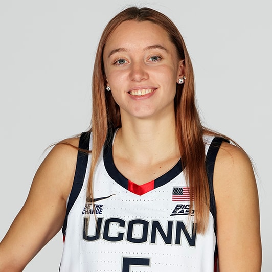 Paige Bueckers headshot