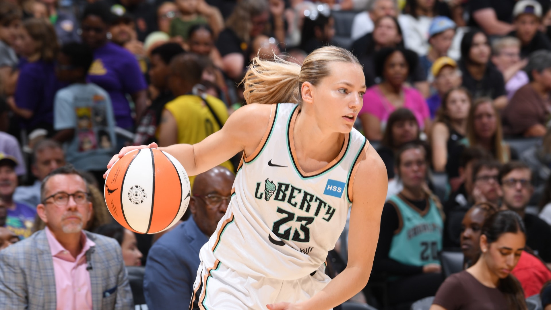 New York Liberty Re-Sign Marine Johannès