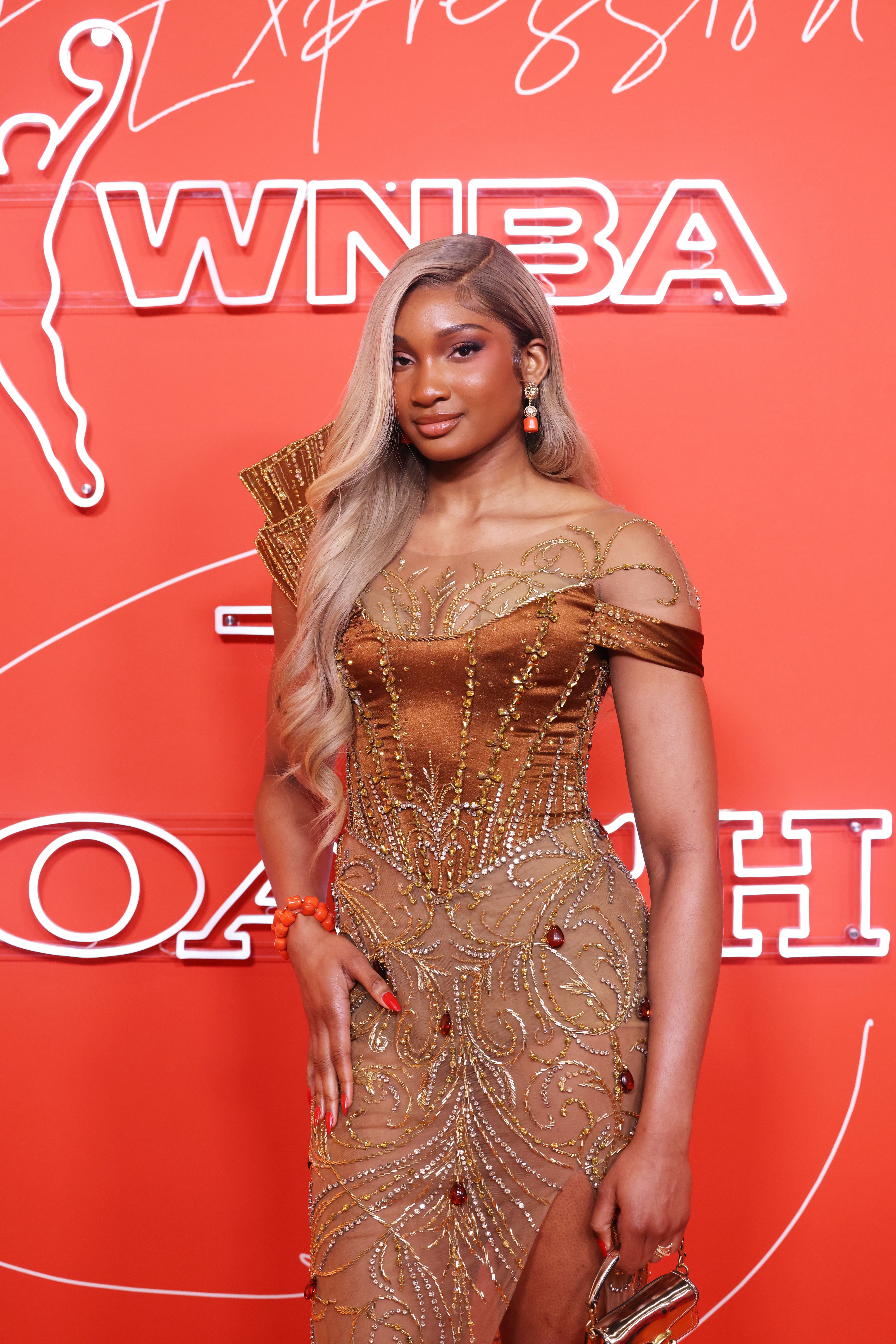 No. 4 pick Kiki Iriafen walks the orange carpet ahead of the 2025 WNBA Draft.
