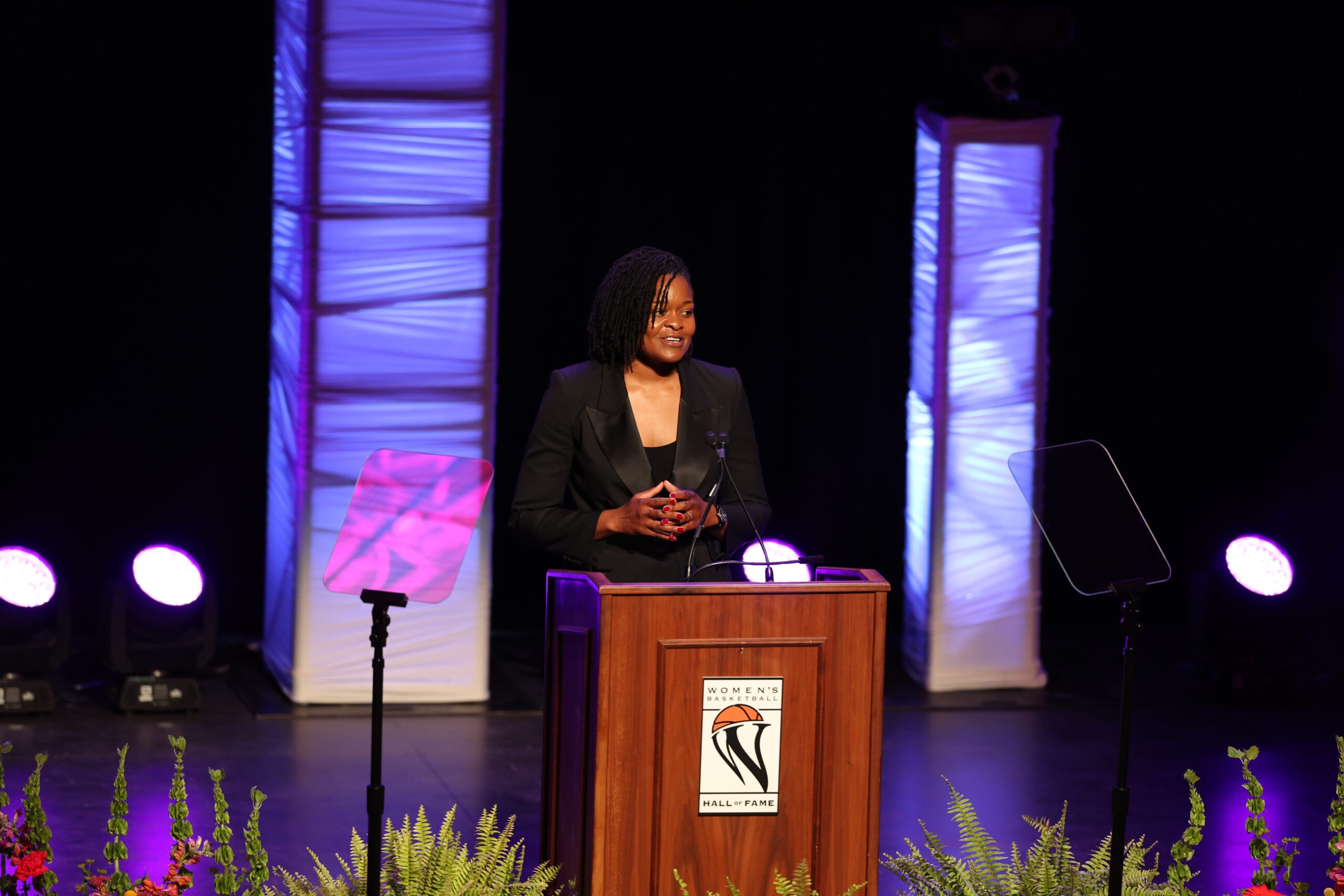 Alana Beard during her speech at the Women's Basketball Hall of Fame