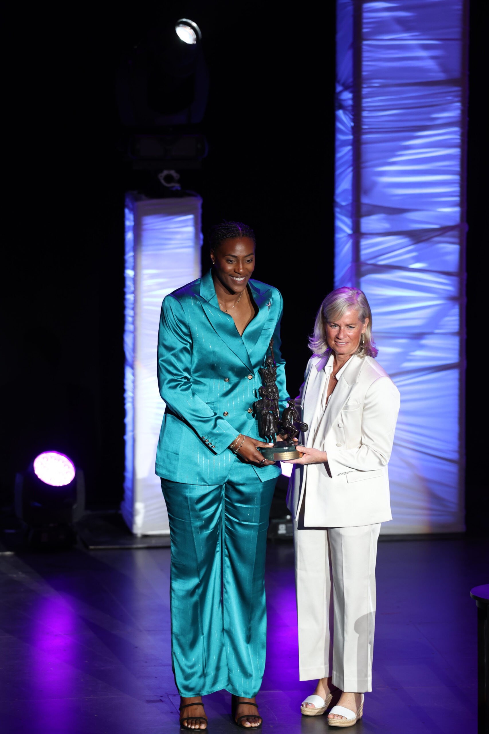 Sylvia Fowles at the 2025 Women's Basketball Hall of Fame ceremony